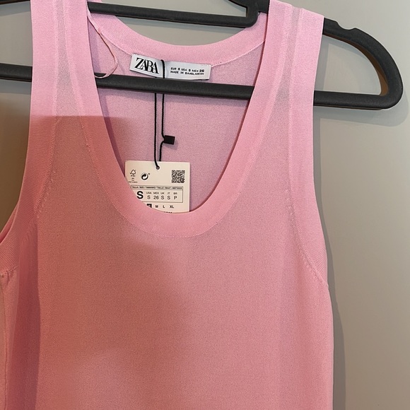 With tags Zara top - Picture 2 of 4